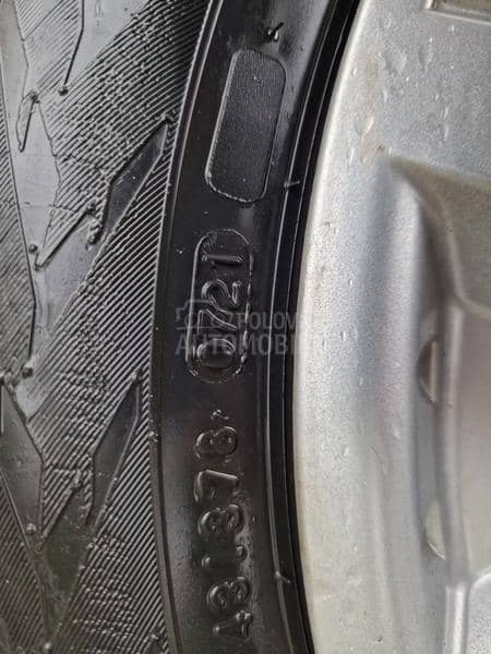 Nokian 185/60 R15 Sve sezone