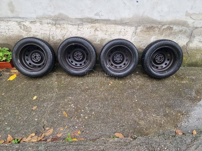 Nokian 185/60 R15 Sve sezone