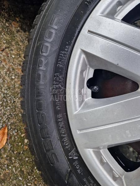 Nokian 185/60 R15 Sve sezone