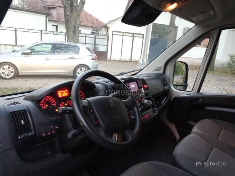 Peugeot Boxer 