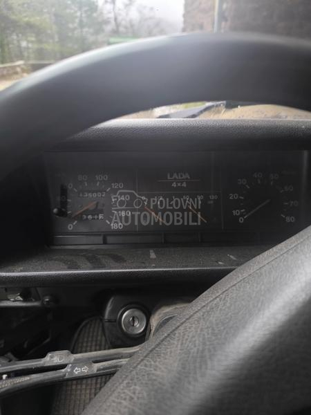 Lada Niva 1.7i