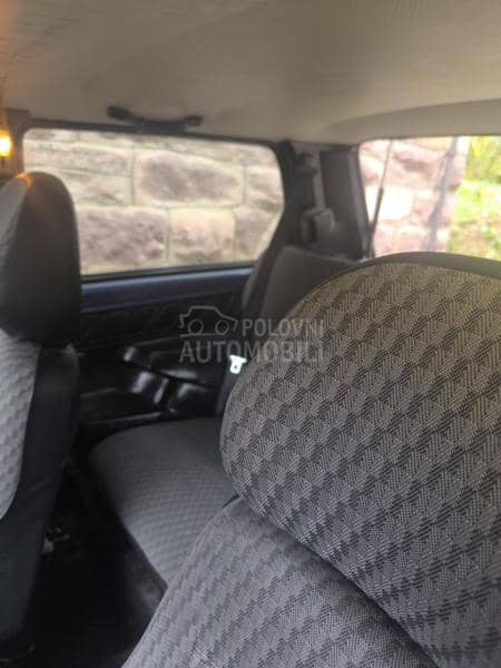 Lada Niva 1.7i