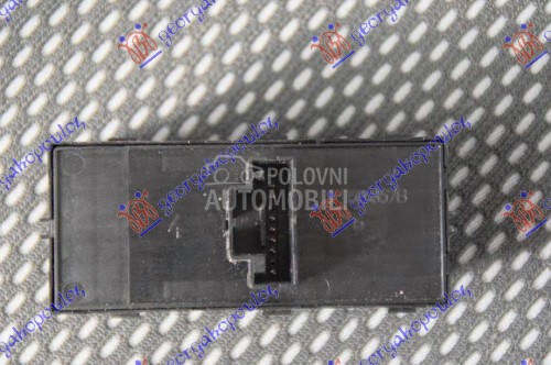 PREKIDAC U PREDNJIM VRATIMA (4