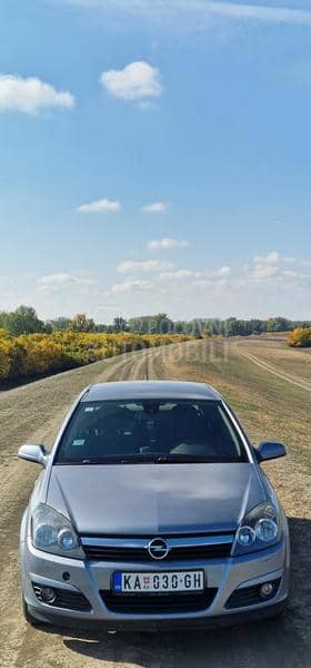 Opel Astra H 