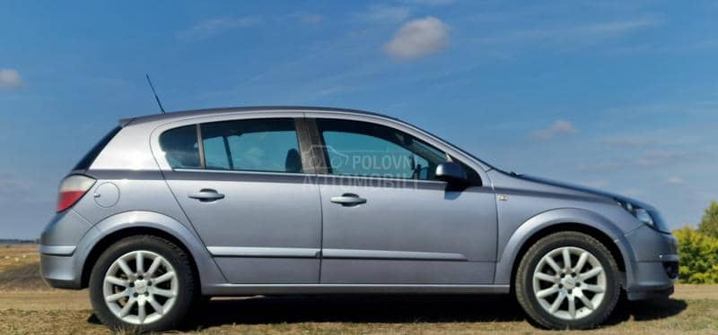 Opel Astra H 