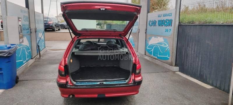 Peugeot 406 