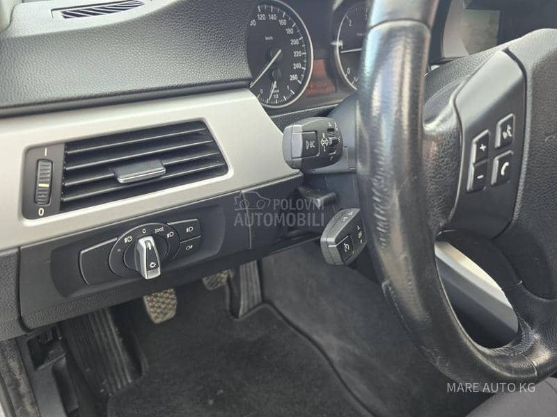 BMW 320d NAV/XENON/XDRIVE/LED