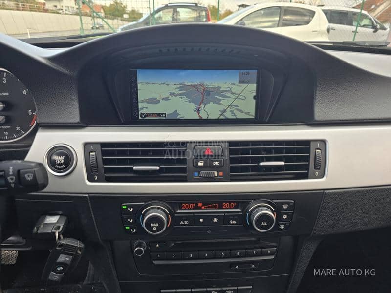 BMW 320d NAV/XENON/XDRIVE/LED