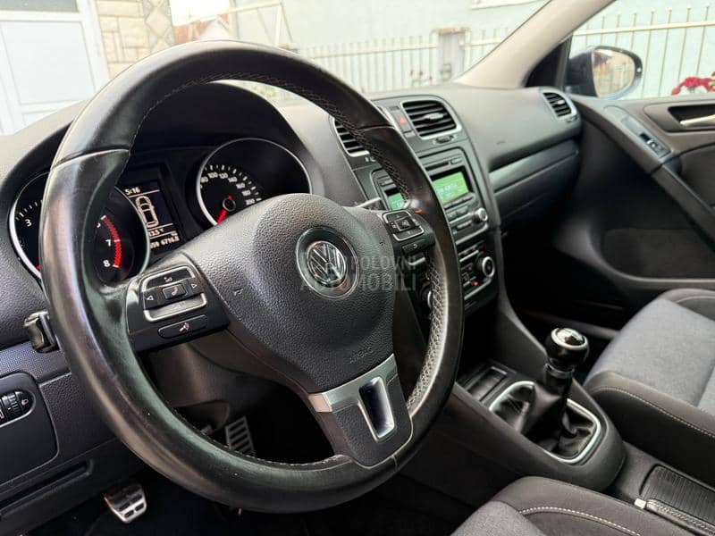 Volkswagen Golf 6 1.2 STYLE CH