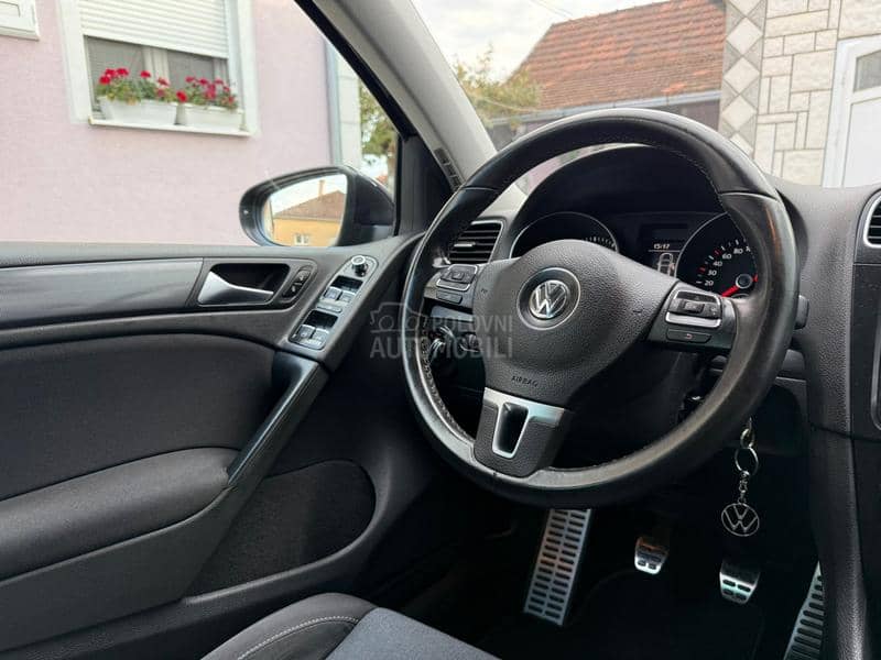 Volkswagen Golf 6 1.2 STYLE CH