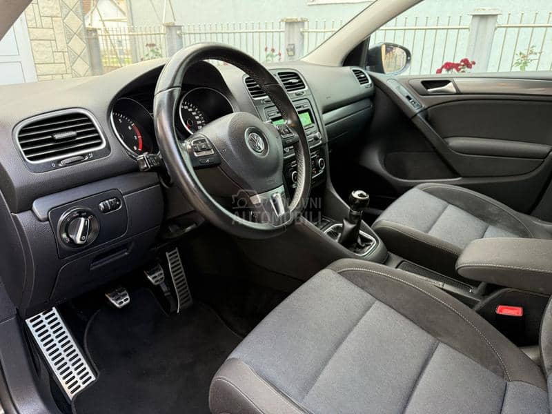 Volkswagen Golf 6 1.2 STYLE CH