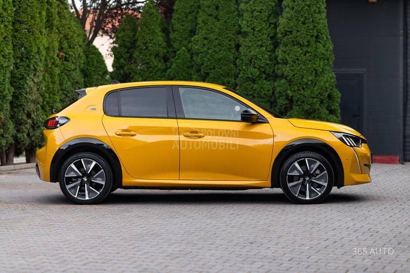 Peugeot 208 GT/360/LED