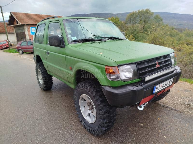 Mitsubishi Pajero 