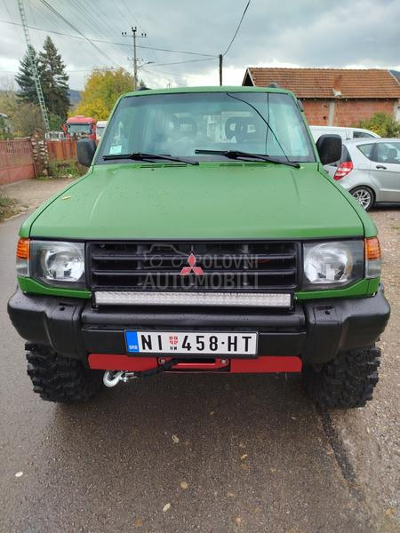 Mitsubishi Pajero 