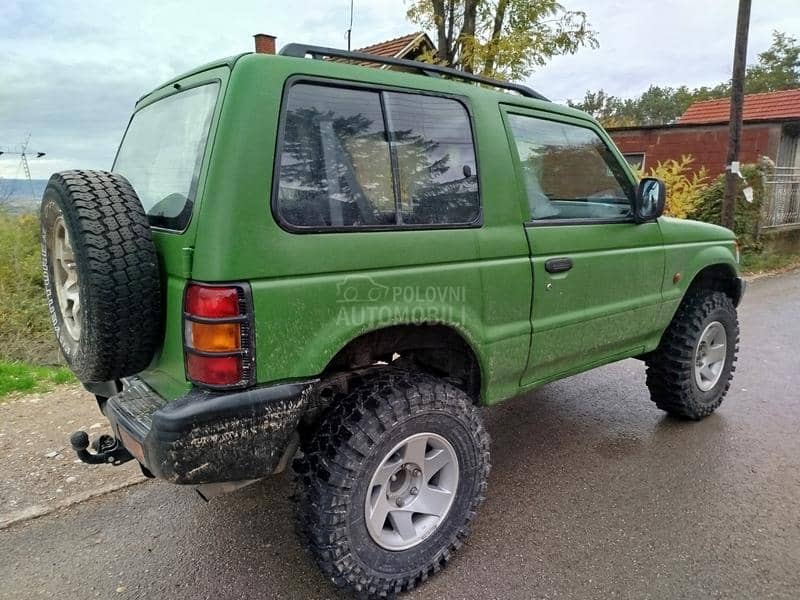 Mitsubishi Pajero 