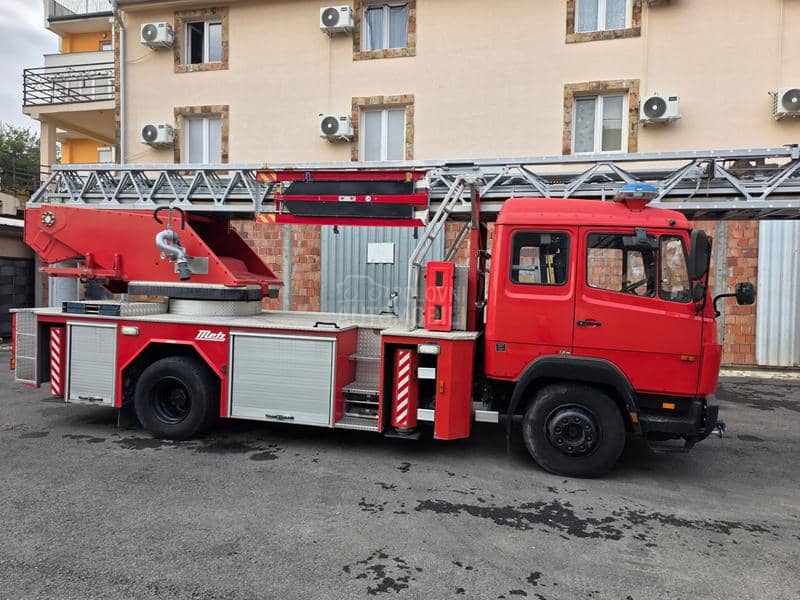 Mercedes Benz 1524 Vatrogasna Korpa