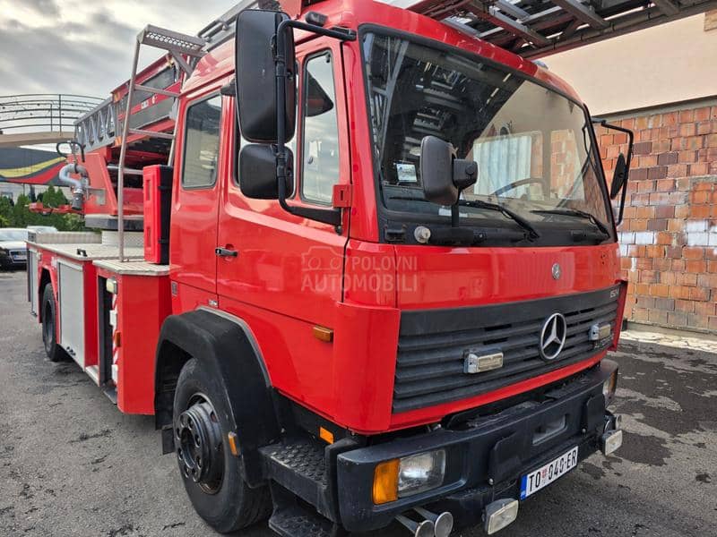 Mercedes Benz 1524 Vatrogasna Korpa