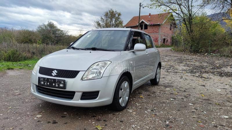 Suzuki Swift 1.3 i 4x4