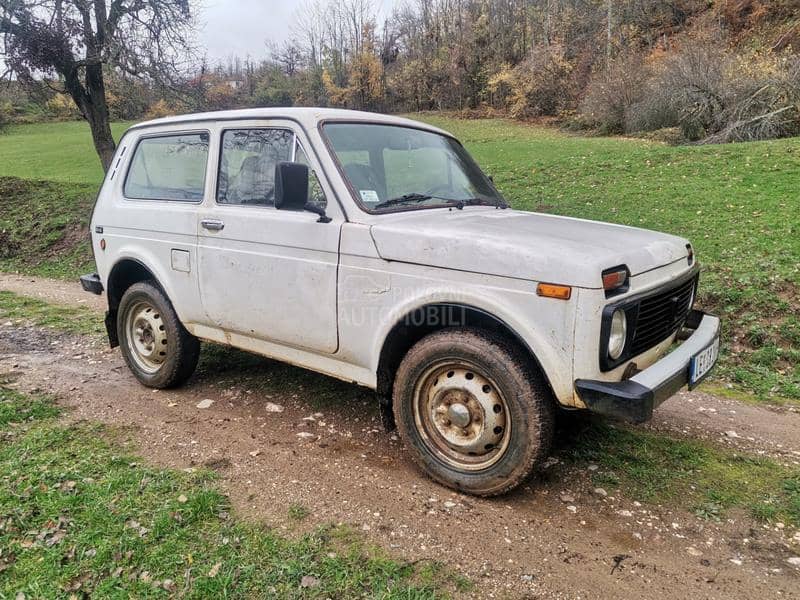 Lada Niva 