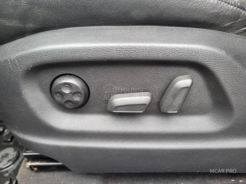 Audi Q5 3.0TDI A K CI J A