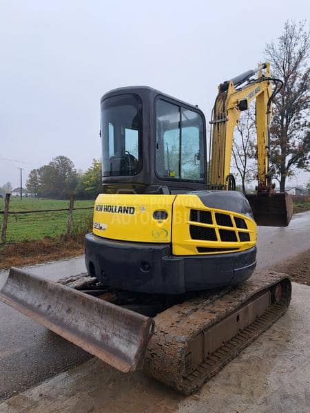 New Holland E50