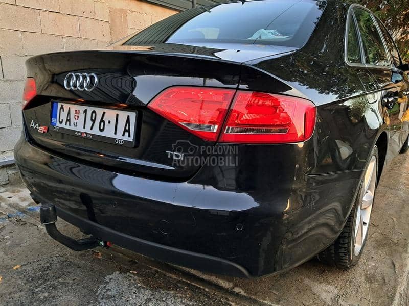 Audi A4 2.0 TDi //S Line