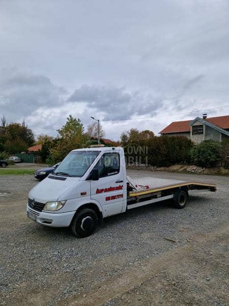 Mercedes Benz Sprinter