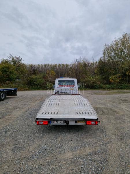 Mercedes Benz Sprinter