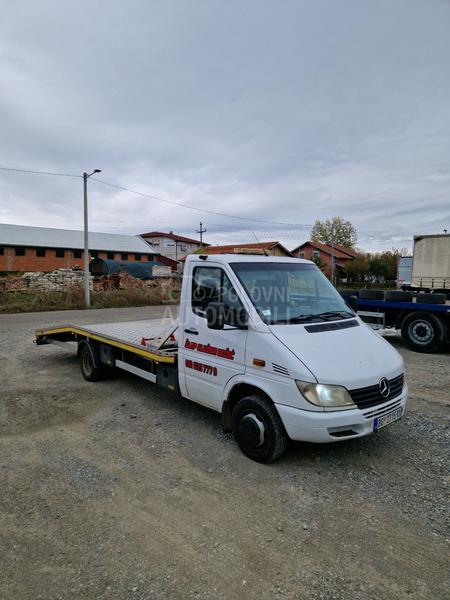 Mercedes Benz Sprinter