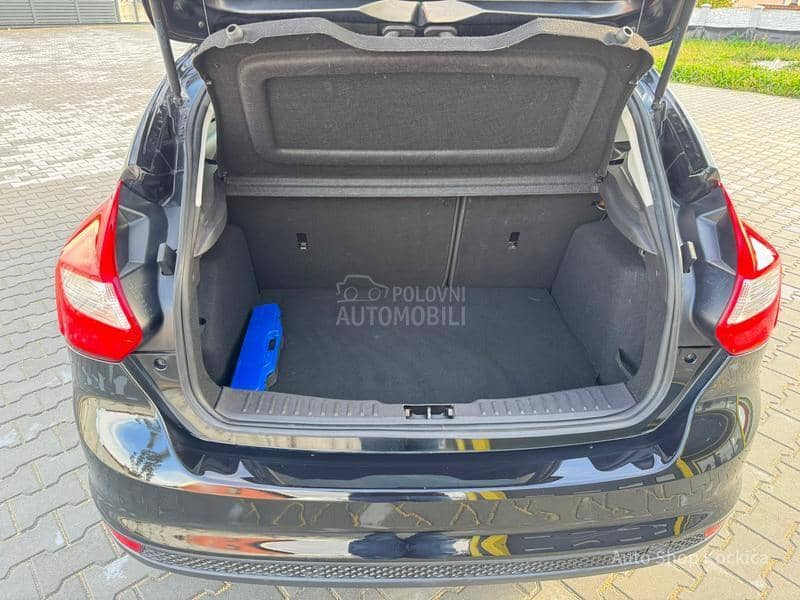 Ford Focus 1.6tdci toop