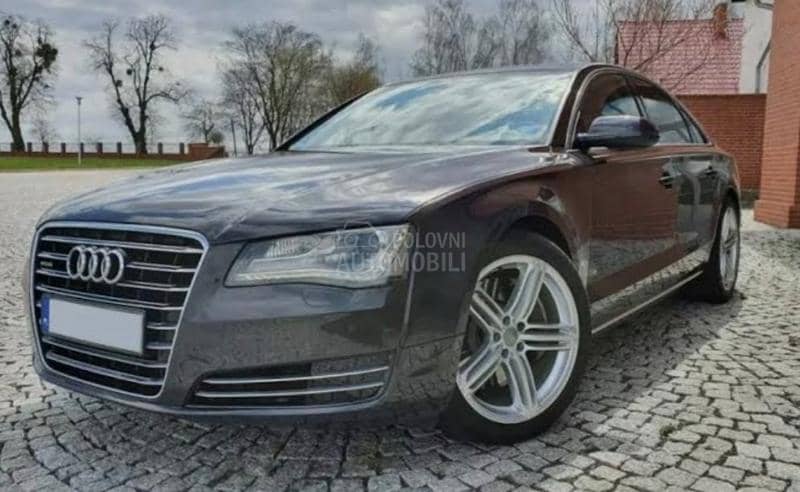 Audi A8 2012. god. -  kompletan auto u delovima