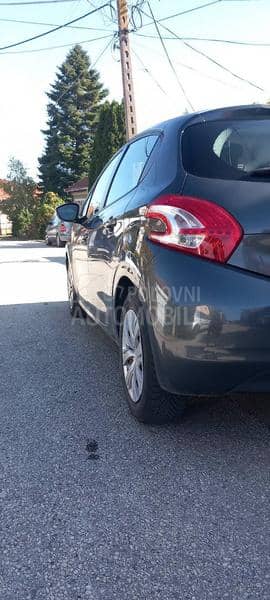 Peugeot 208 1.2