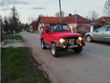 Suzuki SJ Samurai 