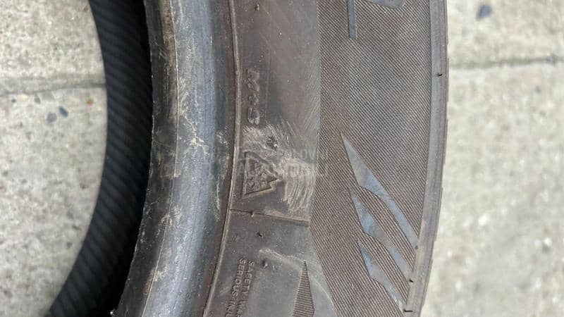 Laufenn 235/60 R18 Sve sezone