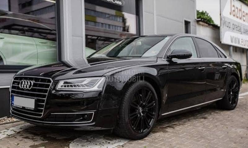 Audi A8 2016. god. -  kompletan auto u delovima