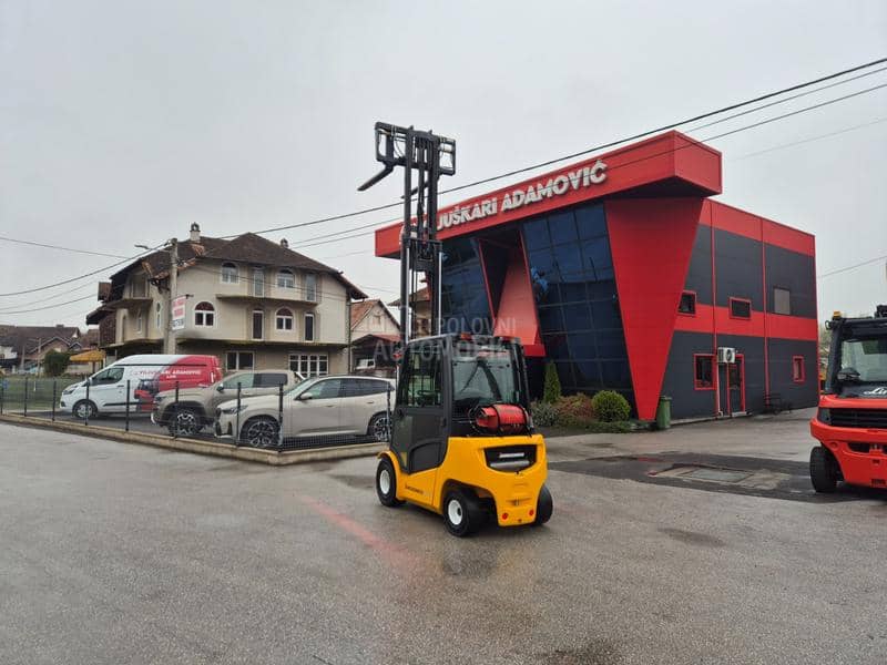 Jungheinrich EFG 425 Triplex