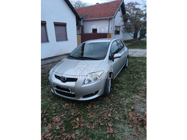 Toyota Auris 2.0.  D-4D