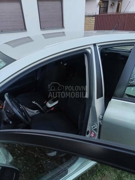 Toyota Auris 2.0.  D-4D