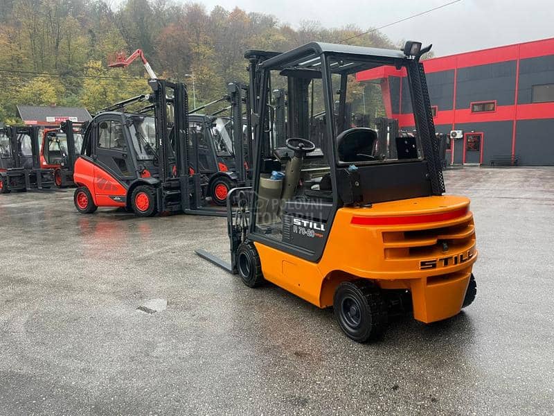 Still 2 tone Triplex