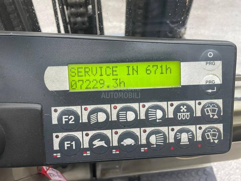 Still 2 tone Triplex