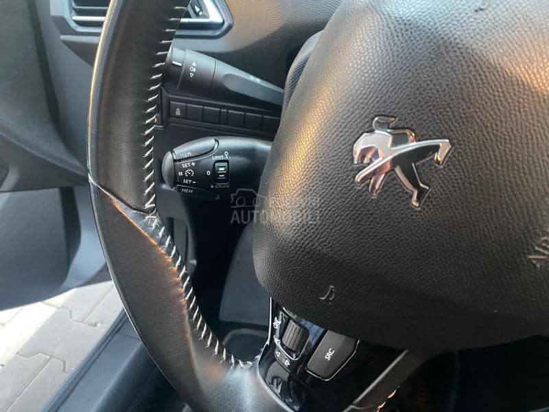 Peugeot 308 1.6 hdi
