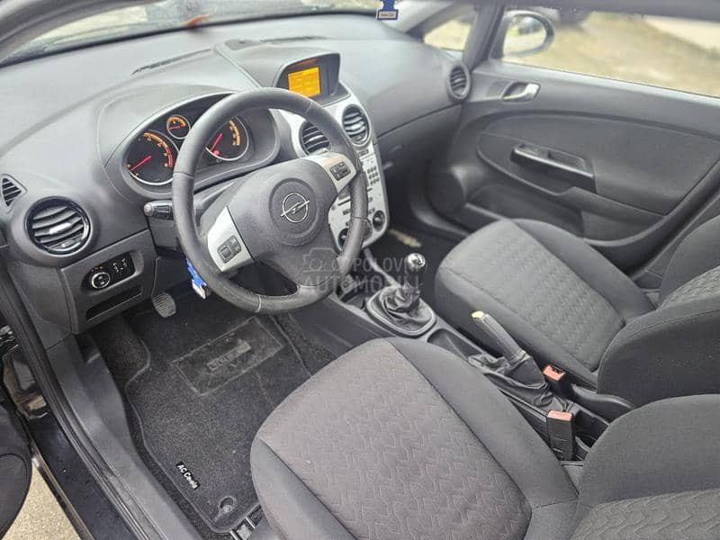 Opel Corsa D 