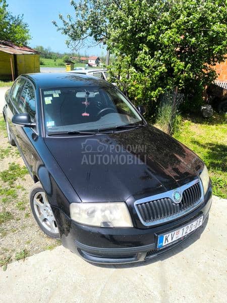 Škoda Superb 
