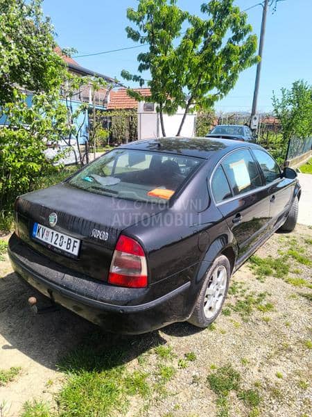 Škoda Superb 