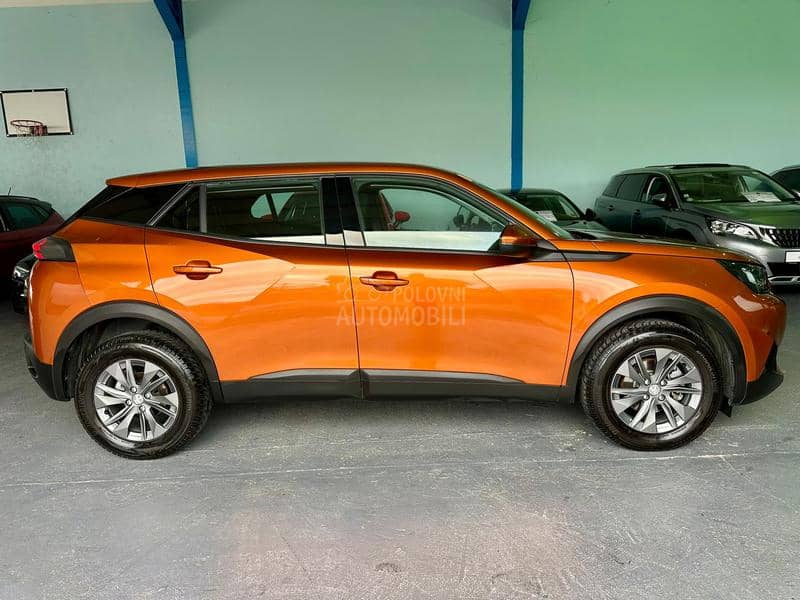 Peugeot 2008 BUSINES 130 V.SERV