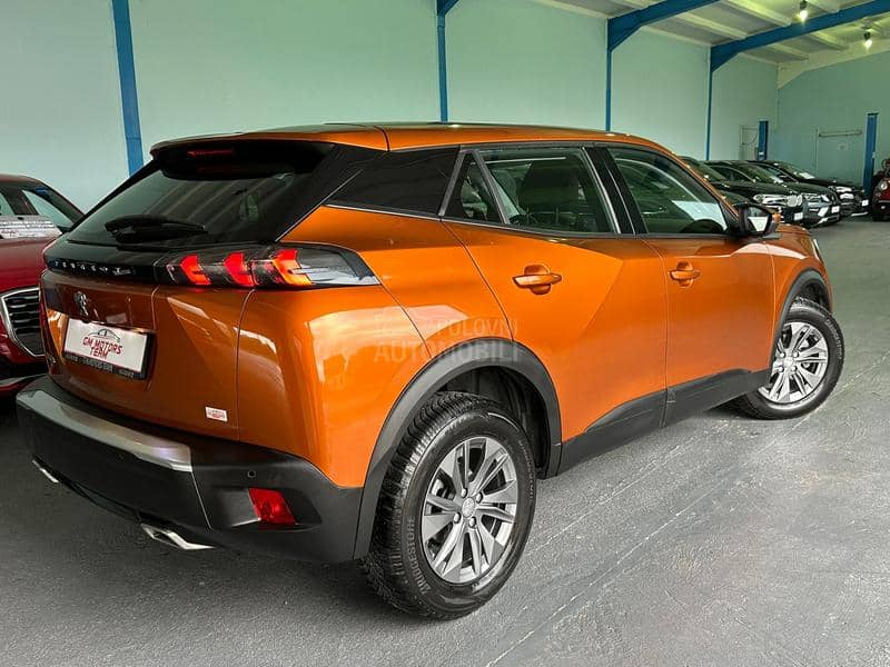 Peugeot 2008 BUSINES 130 V.SERV