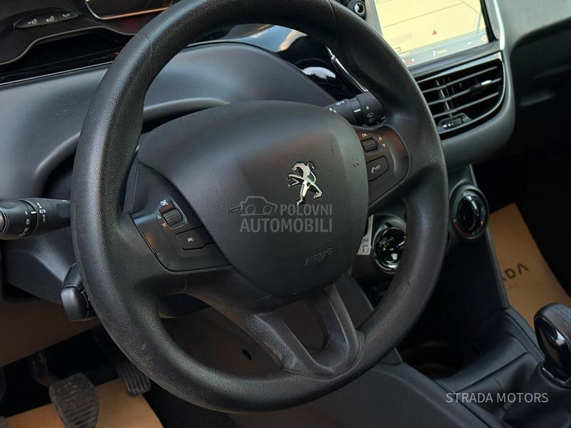 Peugeot 208 1.5 BLUE NAVY OP IS
