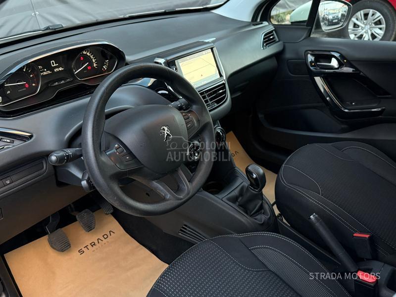 Peugeot 208 1.5 BLUE NAVY OP IS