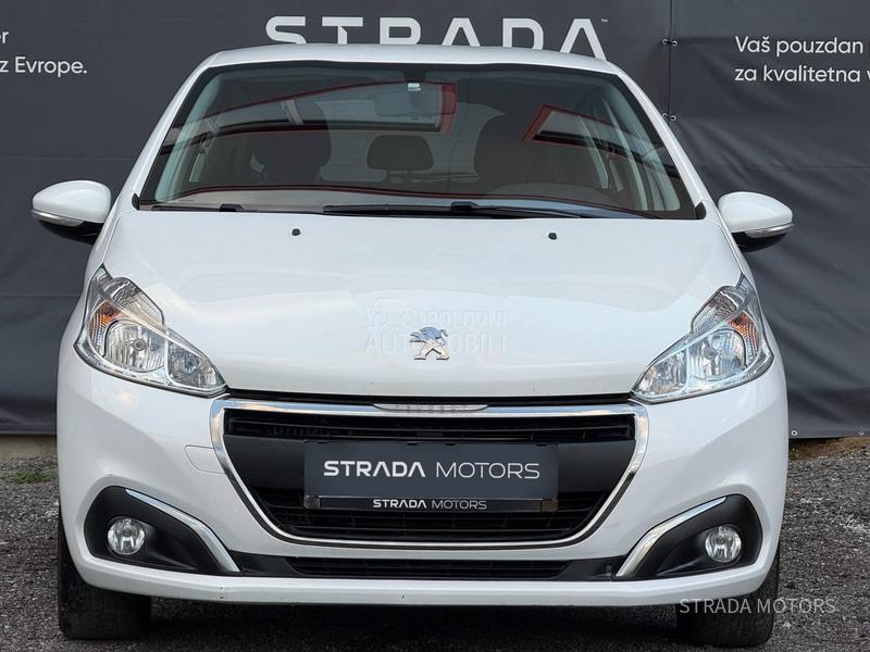 Peugeot 208 1.5 BLUE NAVY OP IS