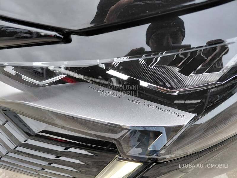 Peugeot 3008 1.5hdi ALLURE